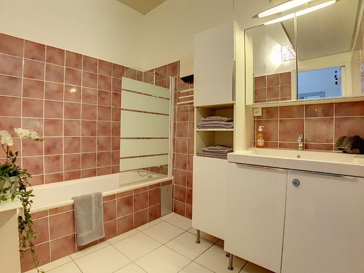Stop Chez M Cozy # Qualite # Confort # Simplicite Pierre-Bénite Kültér fotó