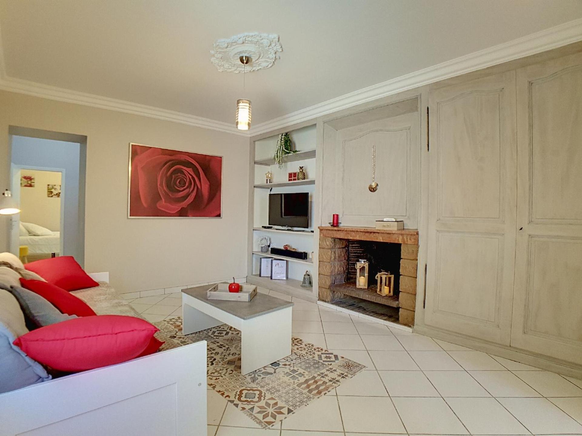 Stop Chez M Cozy # Qualite # Confort # Simplicite Pierre-Bénite Kültér fotó